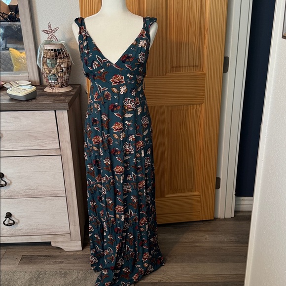 Dress Forum Dresses & Skirts - Dress Forum Teal Floral Maxi Dress